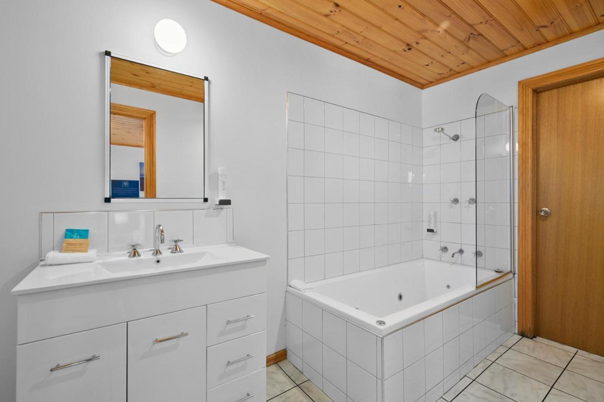 Stanley Seaview Inn Экстерьер фото